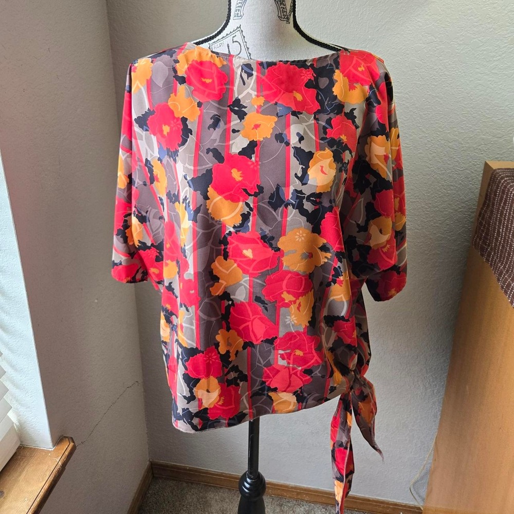 MOD/RETRO Floral  Blouse by Teddi of California 60s/70s